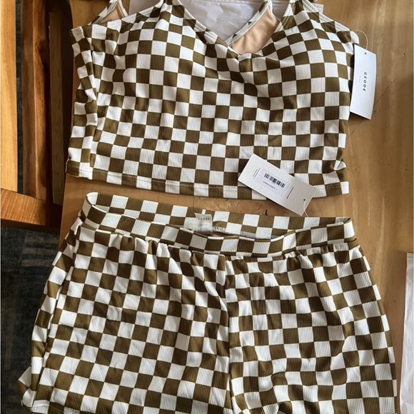 NWT Checkered Crop Top and Shorts Swim Set - Picture 2 of 2